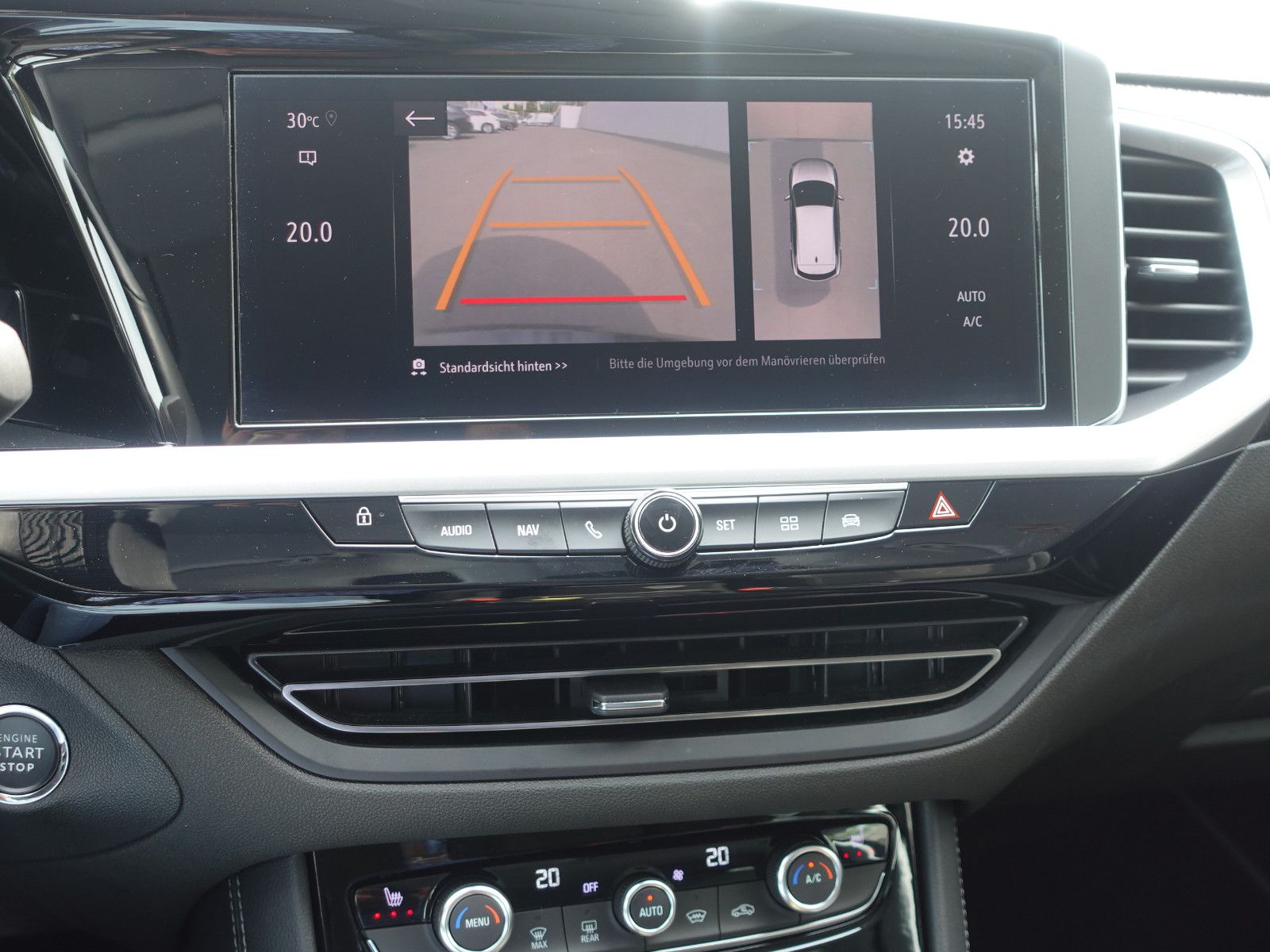 Fahrzeugabbildung Opel Grandland GS 1.2T,Navi,Kamera,19",Sitzhz,VollLED