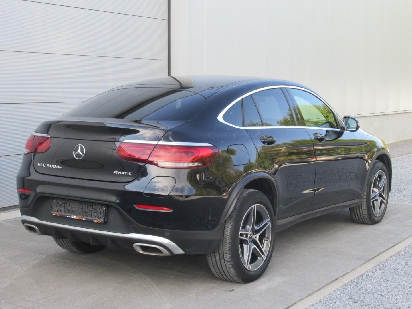 Mercedes-Benz GLC 300 de Coupe AMG / € 29.990 netto / Leder / imagem 3