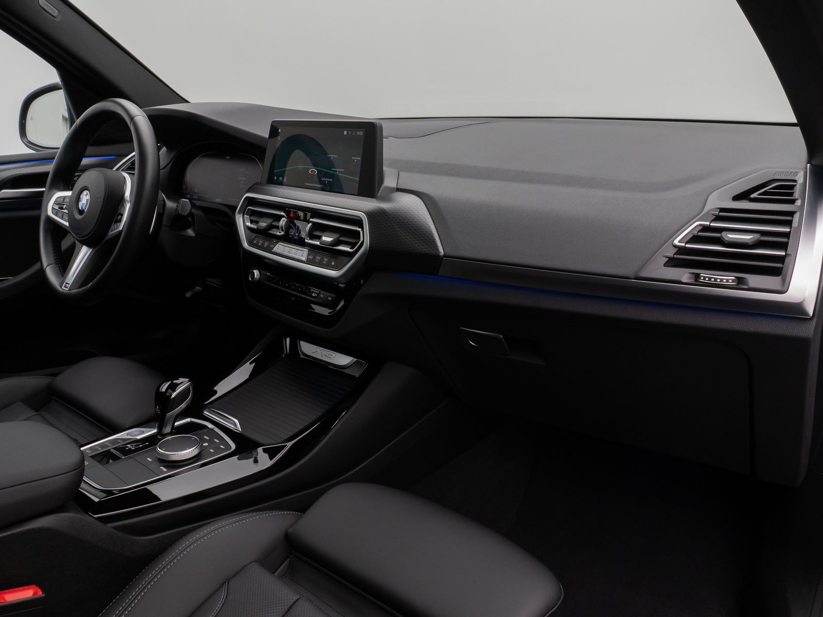 Fahrzeugabbildung BMW X3 xD20i M Sport Panorama Kamera HiFi DAB 19Zoll