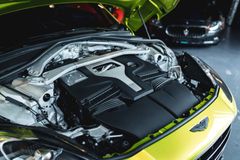 Fahrzeugabbildung Aston Martin DBX 707 *MWST./GARANTIE/Q-SONDERLACK*
