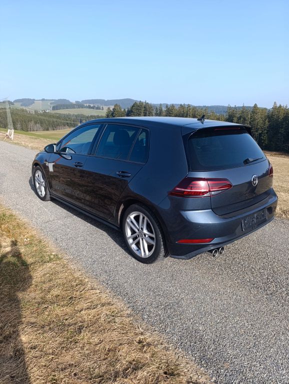 Image of Volkswagen Golf