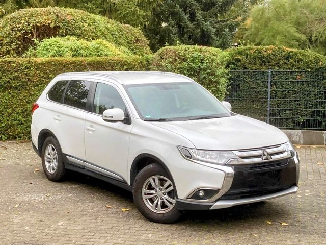 Mitsubishi Outlander 2.0 MIVEC Diamant Edition ClearTec...