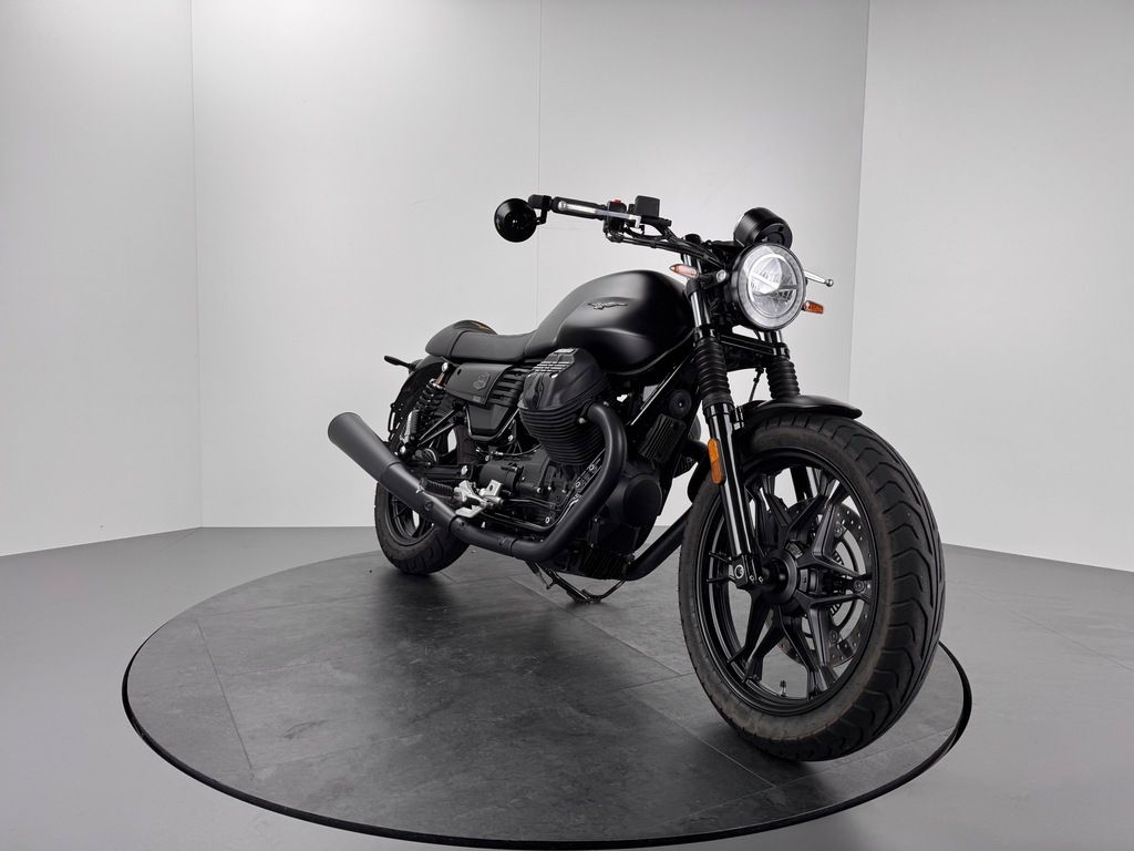 Fahrzeugabbildung Moto Guzzi V7 III Stone *TOP-ZUSTAND