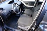 Toyota Yaris 1.0 VVTi Acces 5-türig 1e besitzer! - Toyota Yaris: Vvti