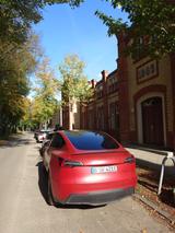 Tesla Model Y Performance - fertig EoW und TÜV neu - Tesla in Berlin
