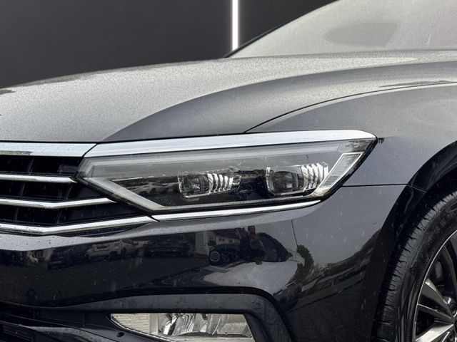 Passat Variant Business 2.0 TDI DSG AHK Navi Mat