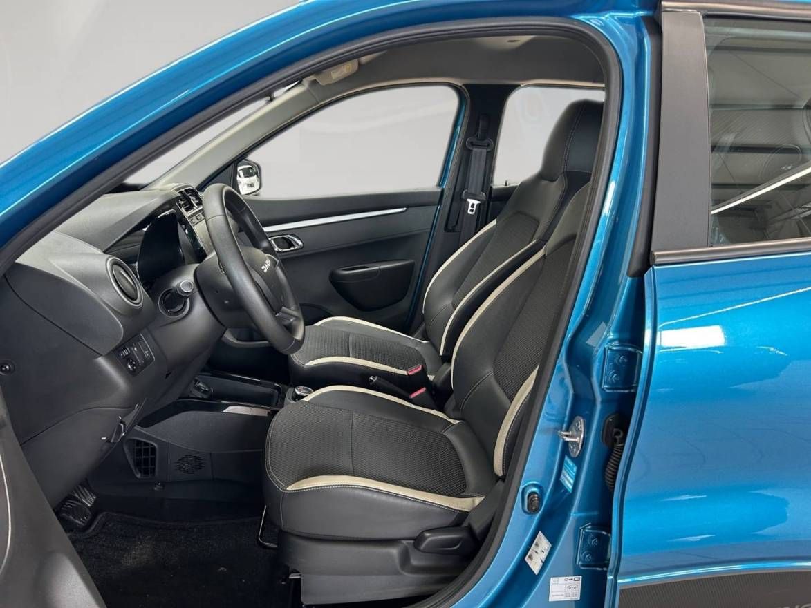 Fahrzeugabbildung Dacia Spring Essential