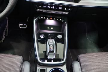 Audi A3 Sportback 35 TFSI S line Matrix Sonos Pano