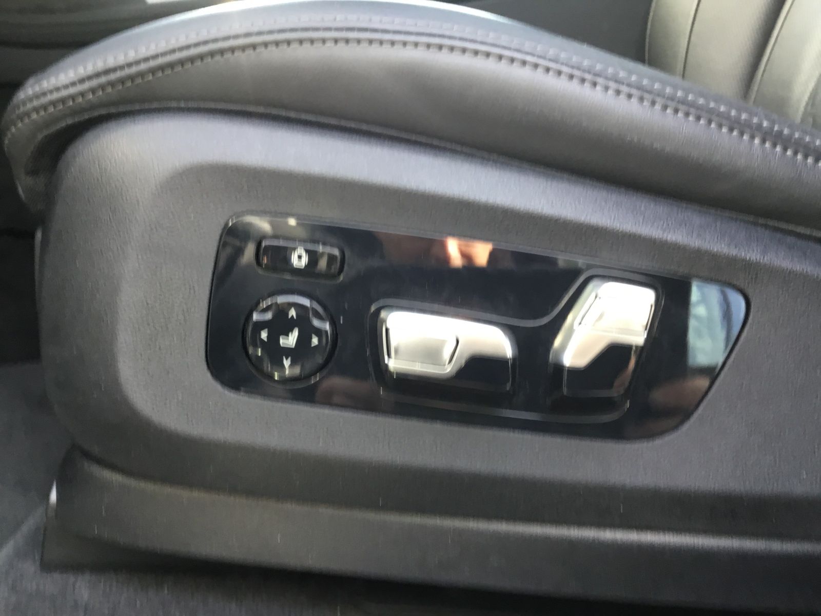 BMW X7 M60 - Bild 23