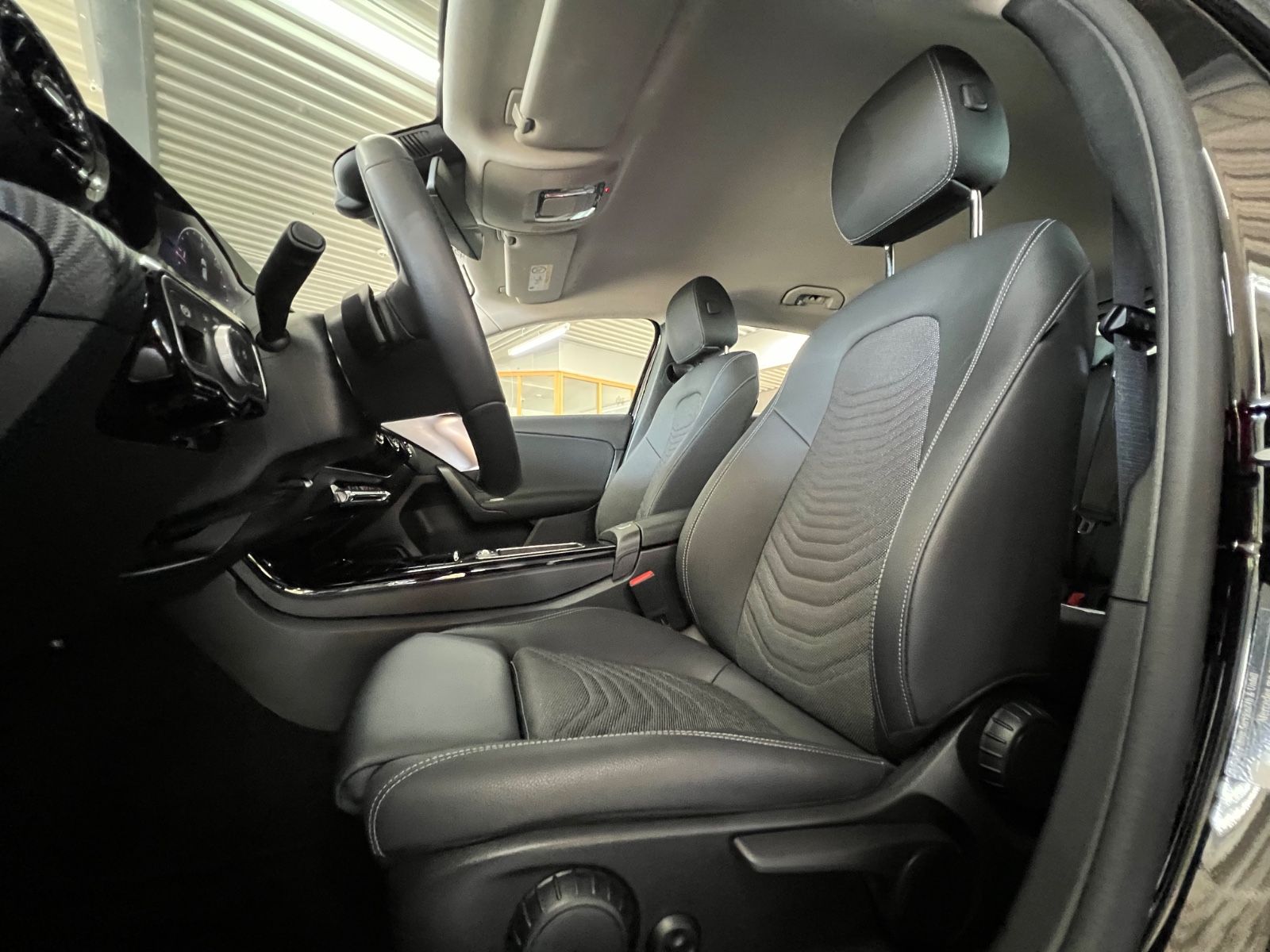 Mercedes-Benz A 180d Adcanced Paket - Direktlenkung - Navi foto 25