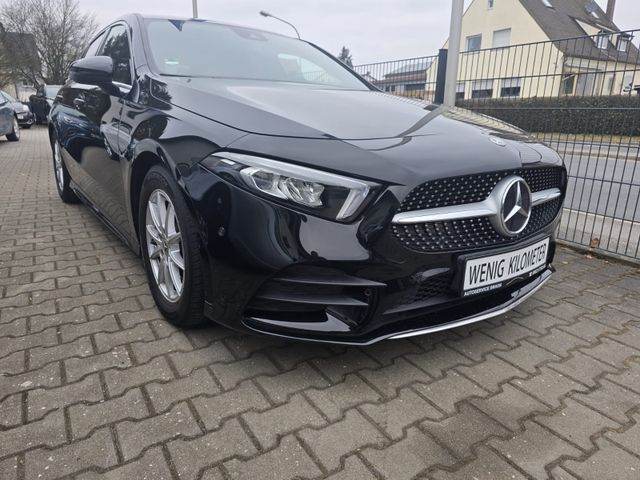 Mercedes-Benz A 180 AMG LINE NAVI LED