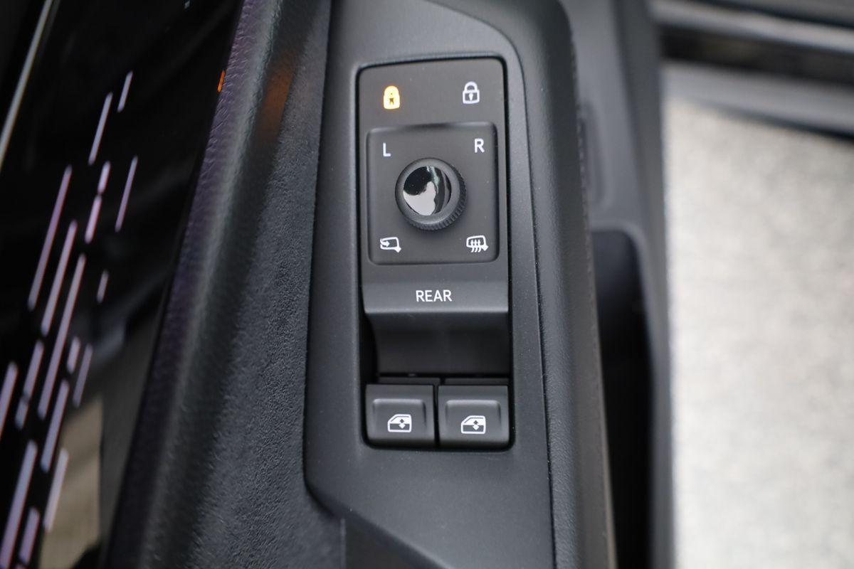 Volkswagen ID.7 Pro Black, AHK, HuD, IQ.Light, IQ.Drive, Ar, миниатюра 11