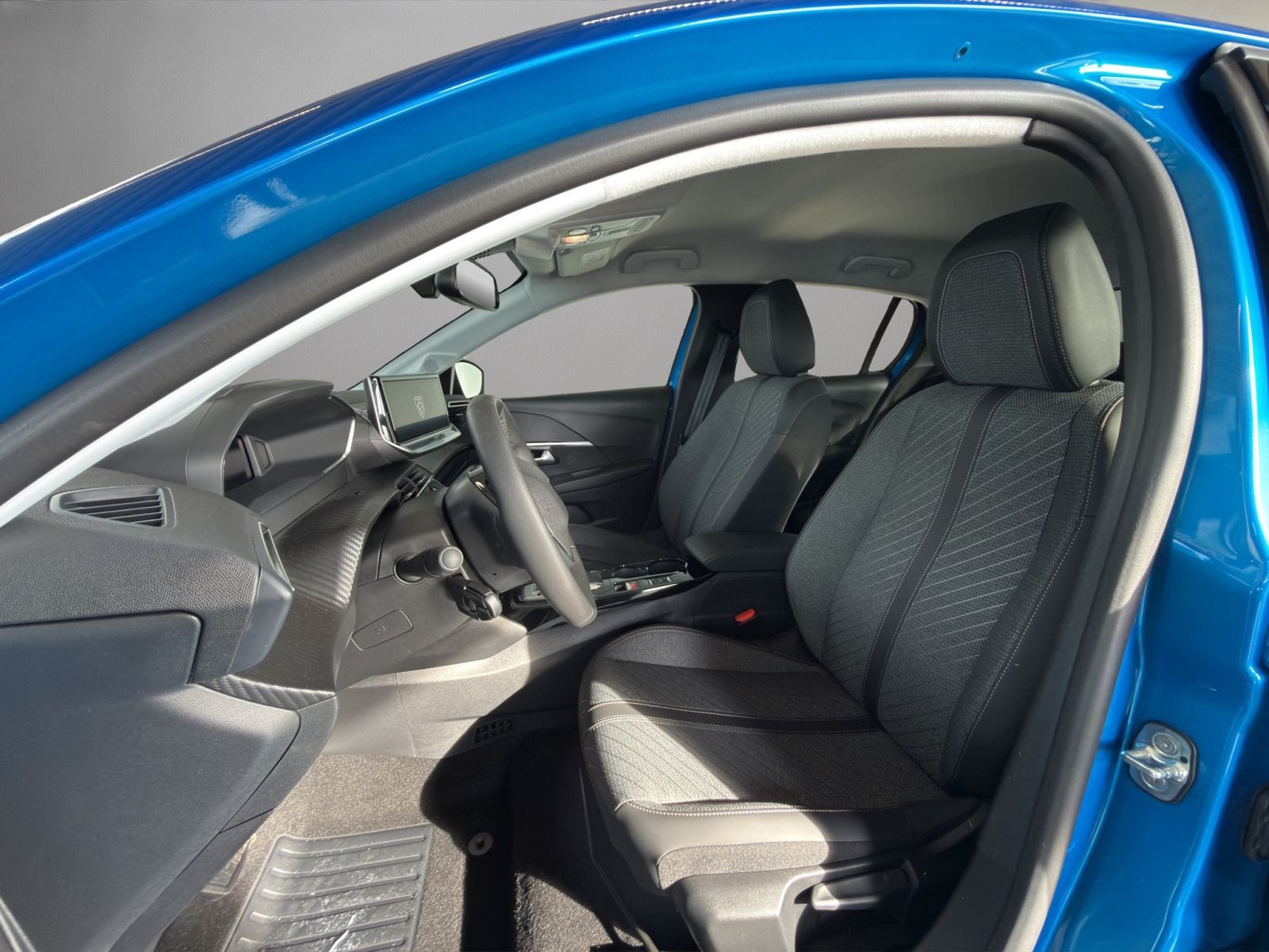 Peugeot 208 - Bild 9