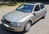 Opel Vectra 1.8 16V CD CD - gebrauchte Opel Vectra aus dem Jahr 1997