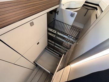 Westfalia Columbus 640 E 180 PS ATG Skyview Solar LITHIUM