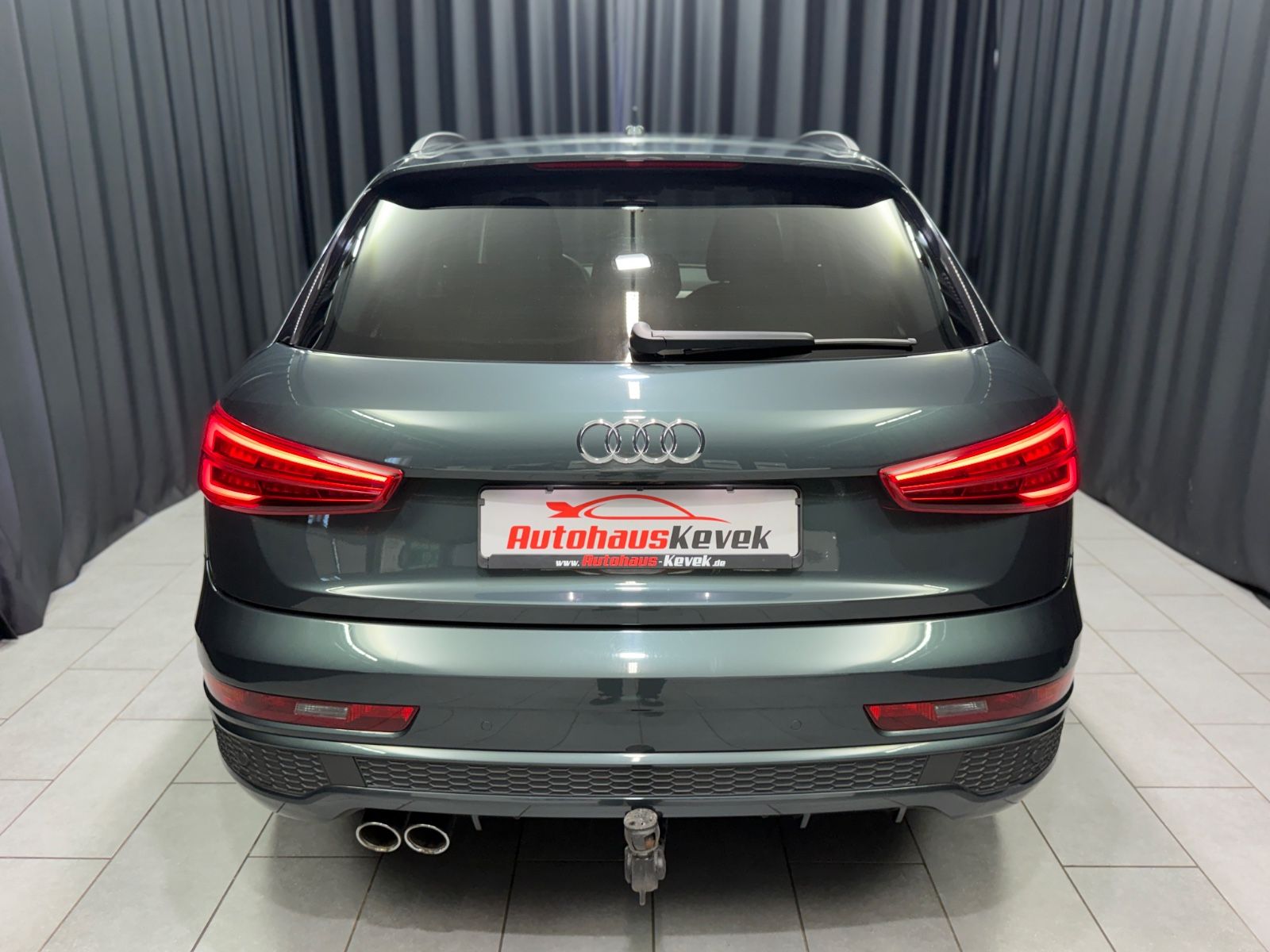 Fahrzeugabbildung Audi Q3 sport|S-Line|S-Tronic|AHK|NAVI|AUTOMATIK