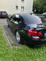 BMW M550d xDrive M - BMW M550: Automatik