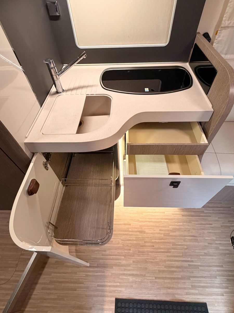 Fahrzeugabbildung Citroën Jumper Eden Camp P745 GLC Wohnmobil Markise