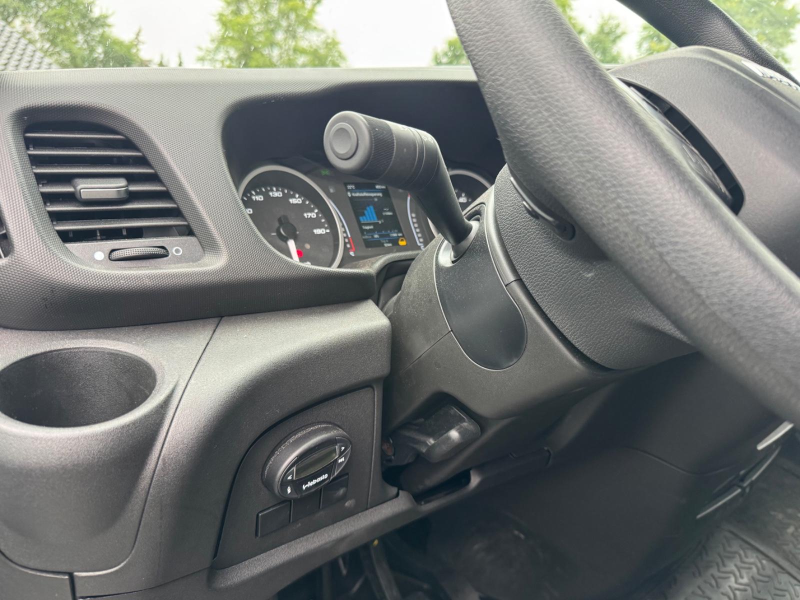 Iveco Daily 2.3 D 10 SITZ/KLIMA/STANDH/AHK/NUR 11.9 KM