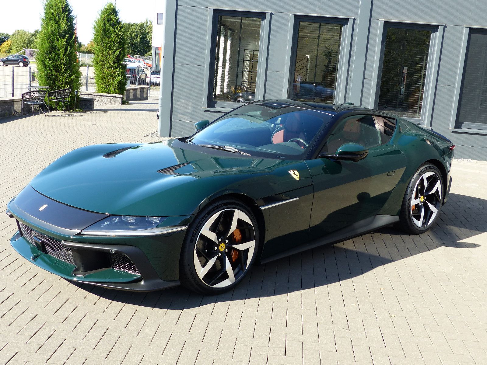 Fahrzeugabbildung Ferrari 12Cilindri *Inzahlungnahme/Trade-in*