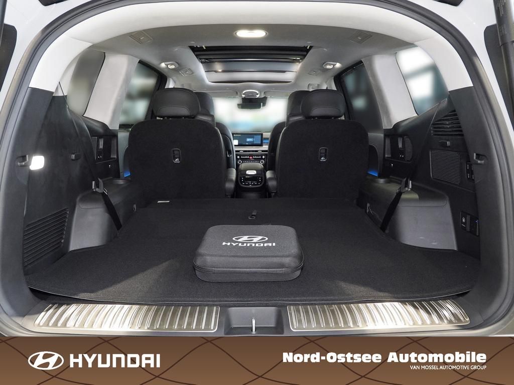 Fahrzeugabbildung Hyundai IONIQ 9 UNIQ Pano-Glas-Schiebedach Swivel Paket