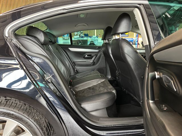 Volkswagen Passat *Sport-Paket*Tempo*Navi*PDC*BI-XENON*