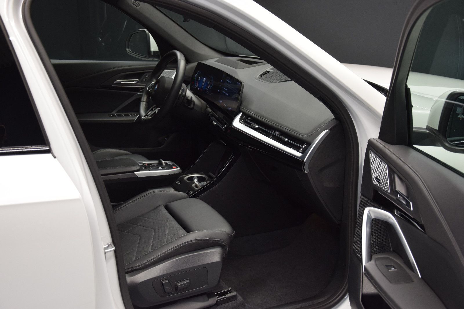 Fahrzeugabbildung BMW X1 sDrive 20 i M Sport Pano HuD Memory ACC Leder