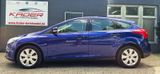 Ford Focus Lim. 1.6 Ambiente Klima - Ford Focus mit Benzin-Antrieb: Limousine, 1.6