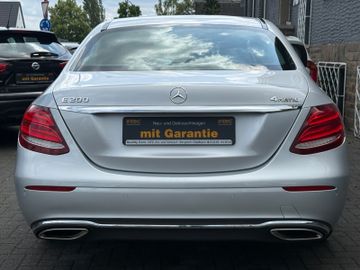 Mercedes E 200 - 6