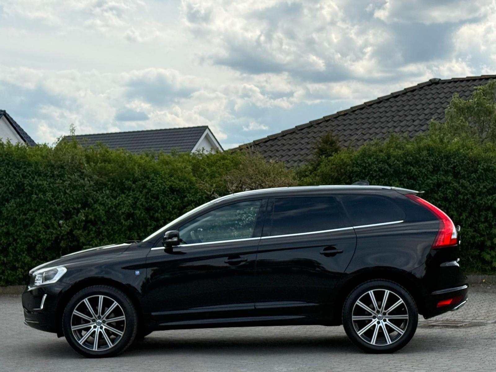 Volvo XC60 Ocean Race *ACC*LEDER*PANO*VOLL*TOP