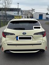 Toyota Corolla Touring Sports Hybrid  Taxi    - Toyota Corolla Gebrauchtwagen in Berlin