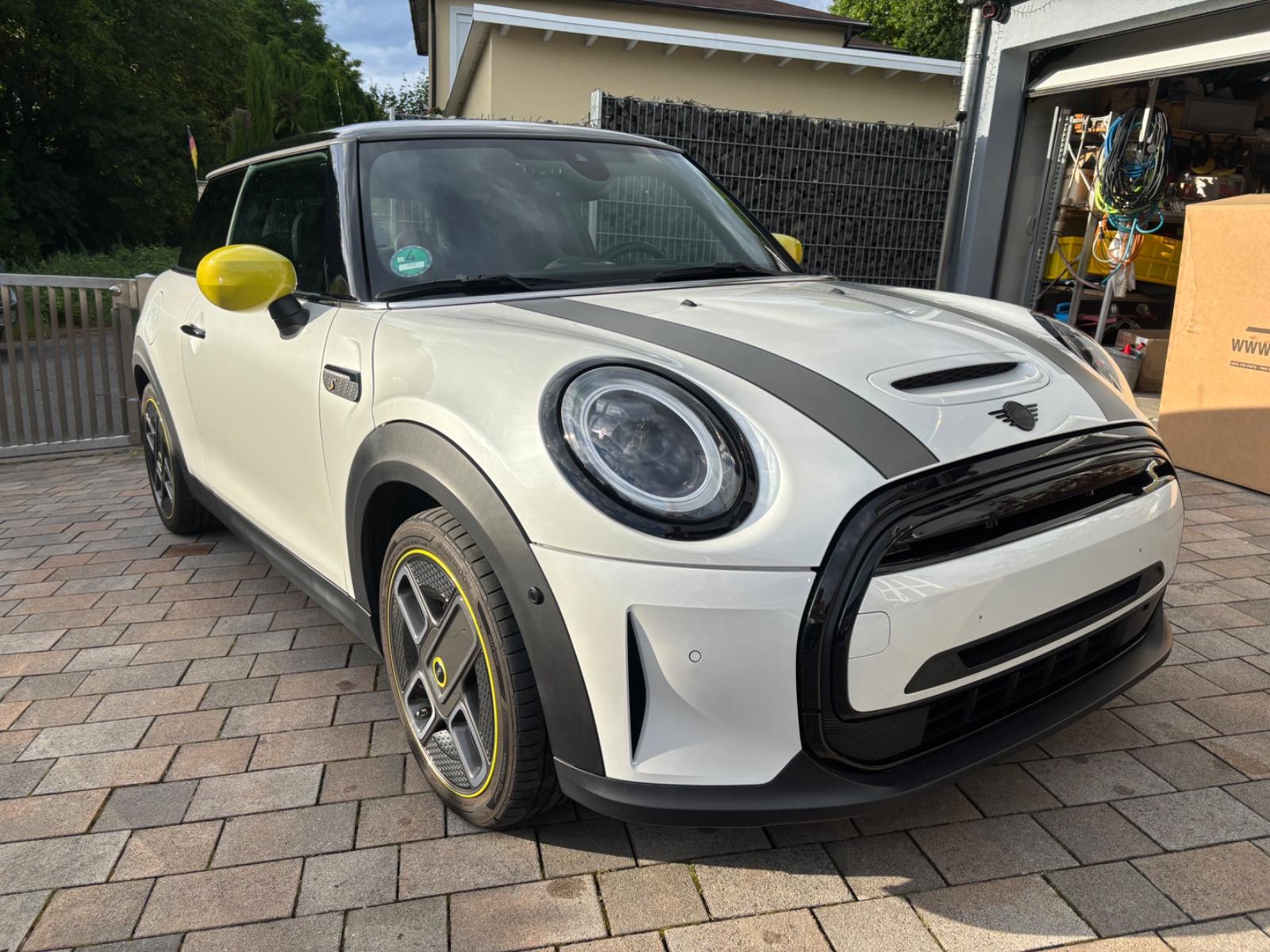 MINI Cooper SE Pano HUD Navi LED KAM H/K 1.Hd Ufrei