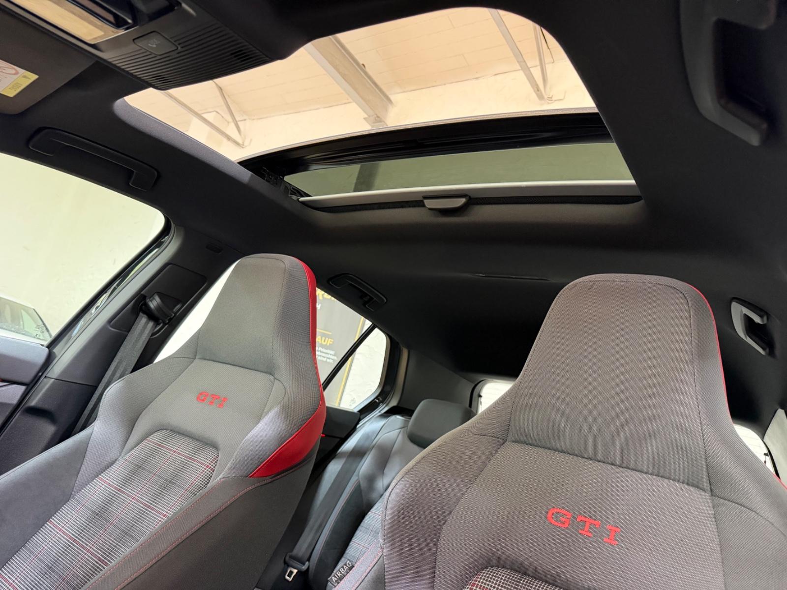 Volkswagen Golf VIII Lim. GTI 2.0/PANO/CAM/IQ/SHZ/17", миниатюра 17