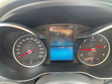 Mercedes C 220 - 9