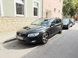 Volvo V70 D5 Black Edition - Volvo V70: Edition