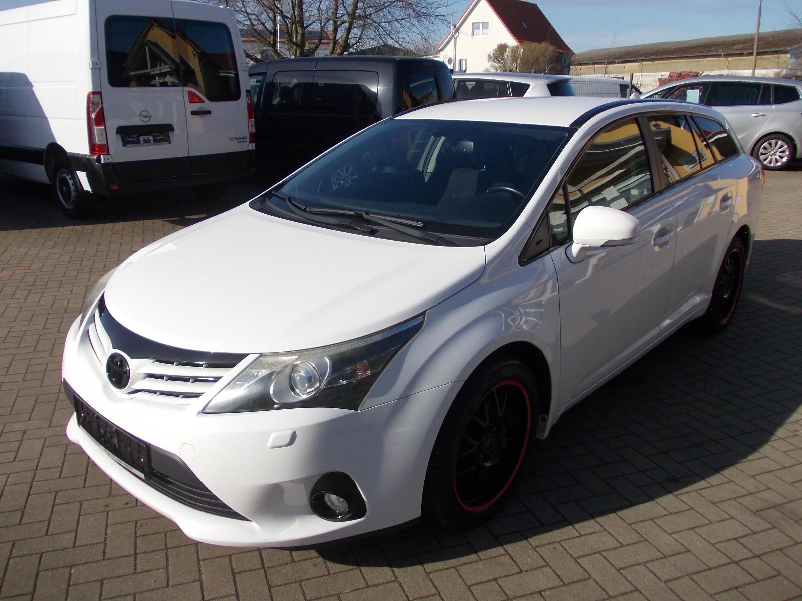 Toyota Avensis Kombi Edition Klimaaut. Alu WR AHK