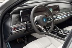 BMW M760 – 11 / 30