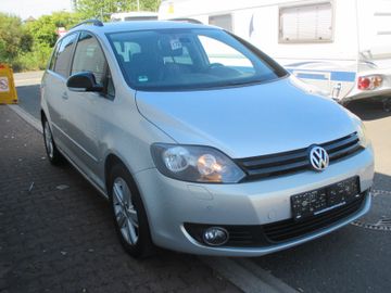 Volkswagen Golf - 2
