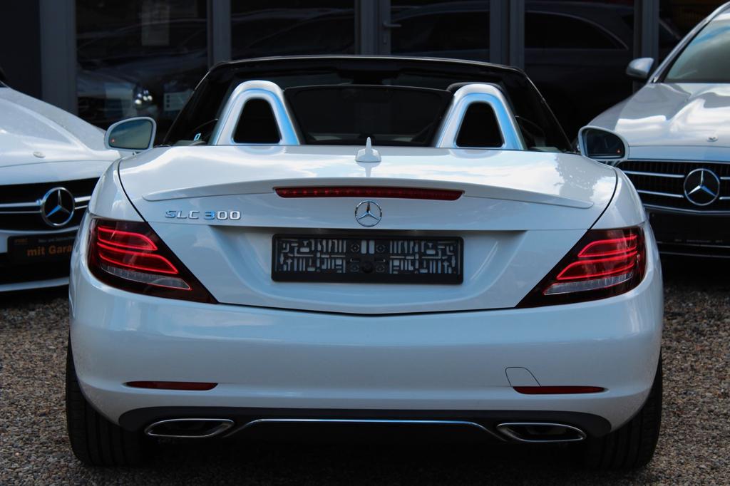 Mercedes-Benz SLC 300