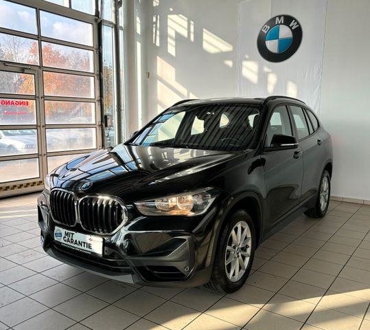 BMW X1 sDrive 20i Aut. Navi Komfortzug. Unfallfrei