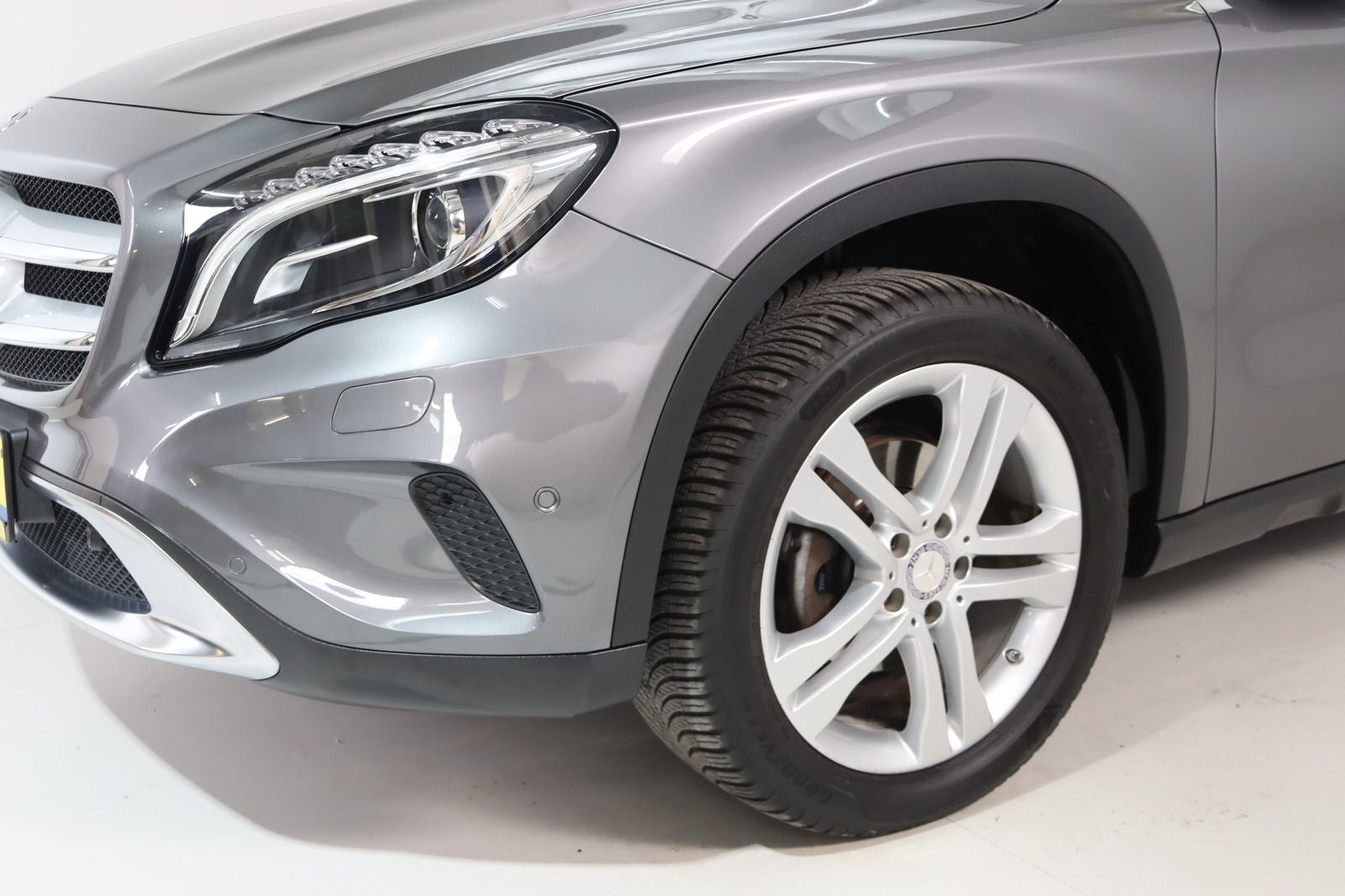 Fahrzeugabbildung Mercedes-Benz GLA 200 Score * Bi- Xenon * Navi * SHZ *