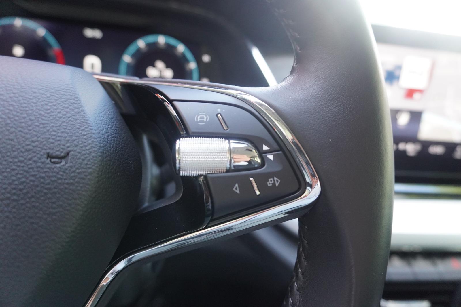 Skoda Octavia Combi 1.5 TSI First Edition ACC Kamera
