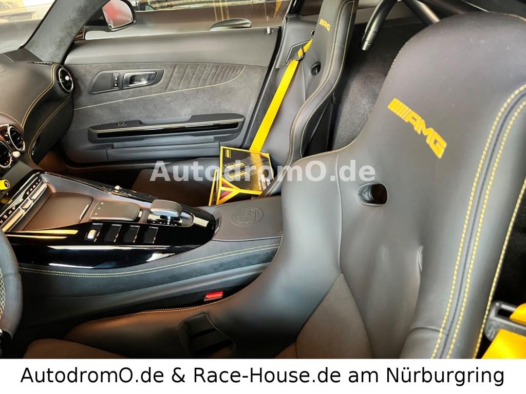 Mercedes-Benz AMG GT R