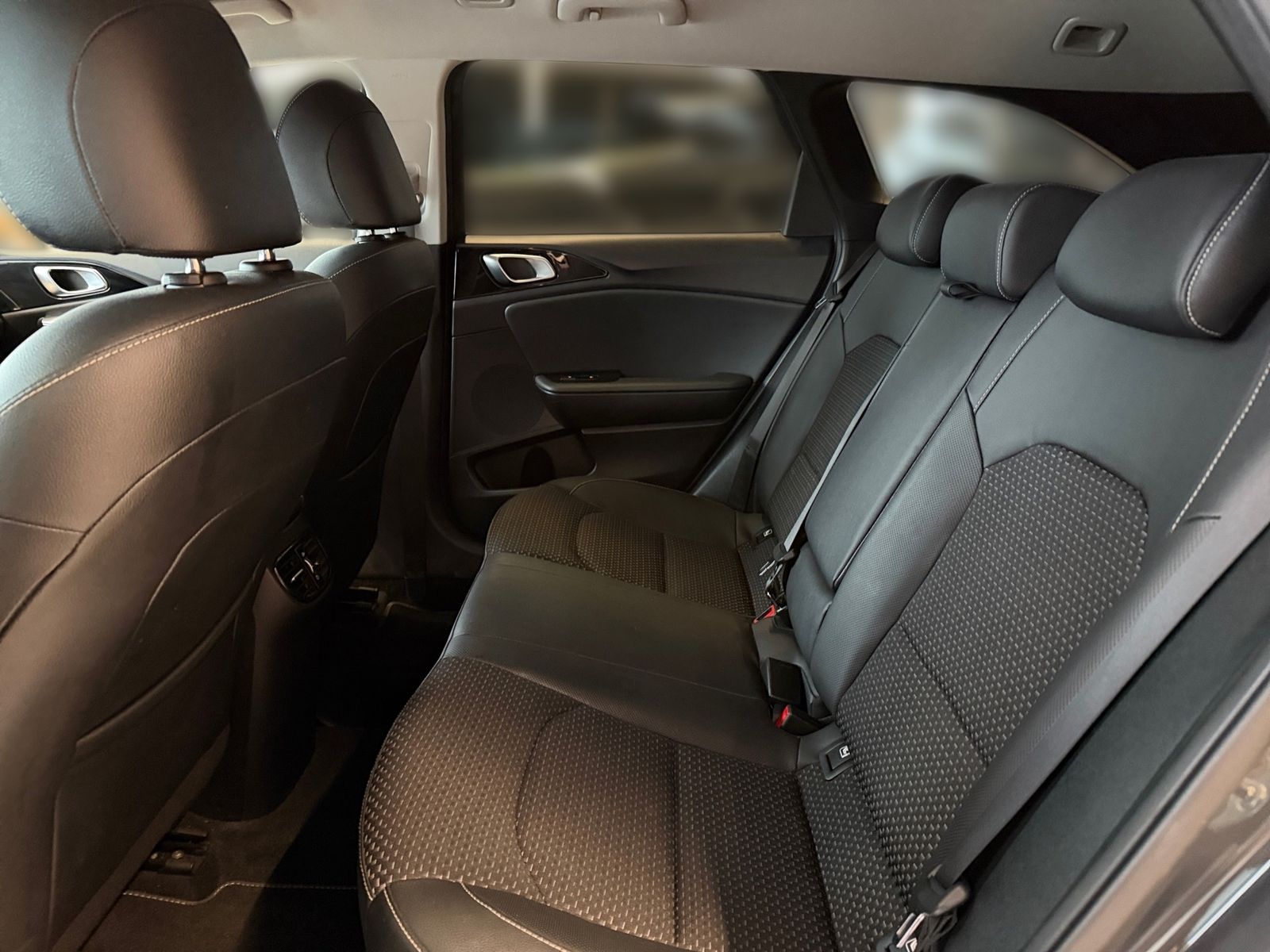 Fahrzeugabbildung Kia CEED_SW 1.4T SPIRIT NAV TECH LED-S