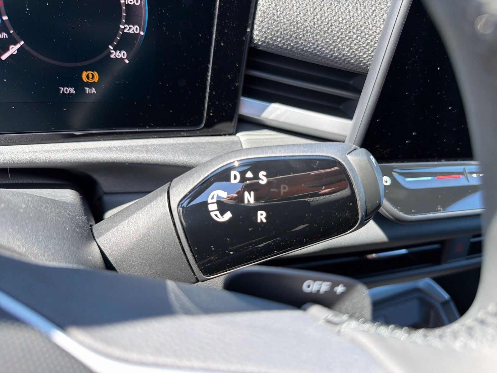 Volkswagen T-Roc - Bild 11