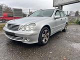 Mercedes-Benz C 220 C T-Modell C 220 T CDI /Automatik - gebrauchte Mercedes-Benz C 220 aus dem Jahr 2005