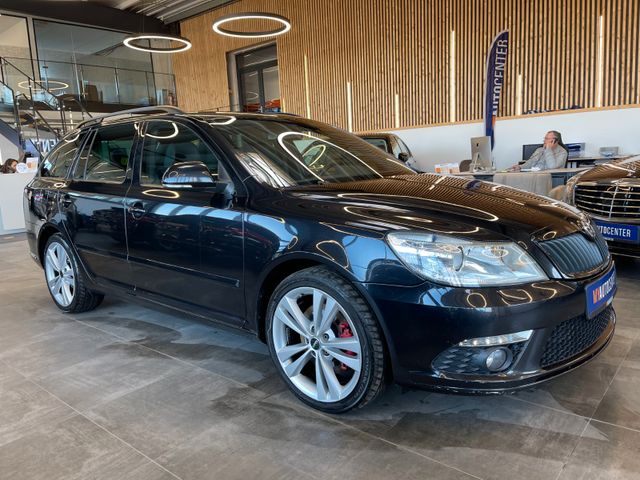 Skoda Octavia Combi RS *NAVI*SZHZ*PDC*VOLLLEDER*