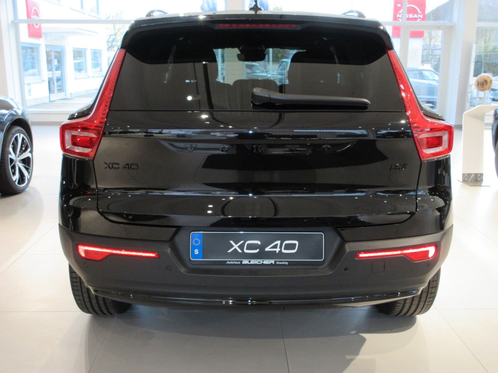 Fahrzeugabbildung Volvo XC 40 B3 Ultra Black Edition | 360° | NS | Navi