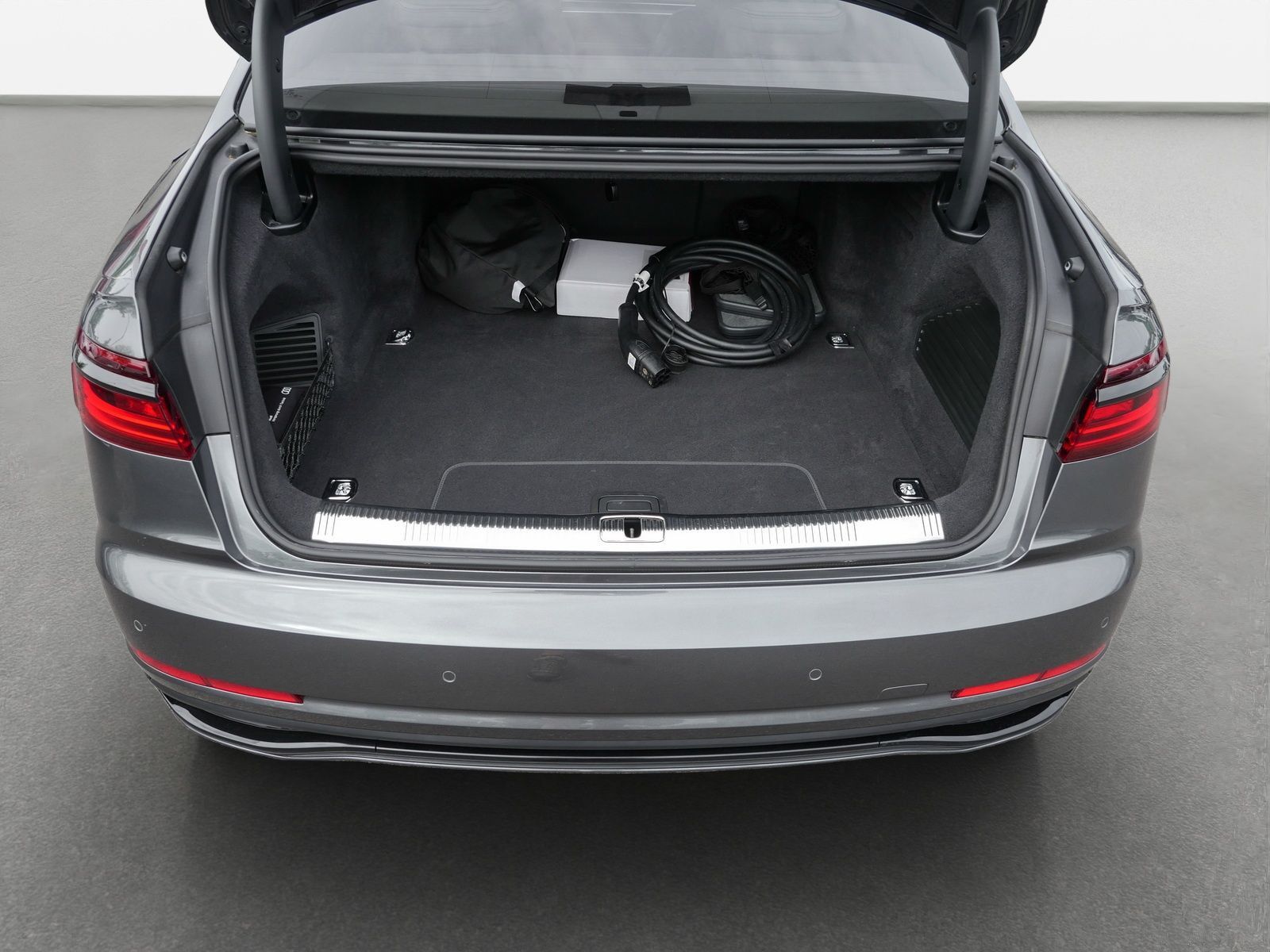 Audi A8 - Bild 12