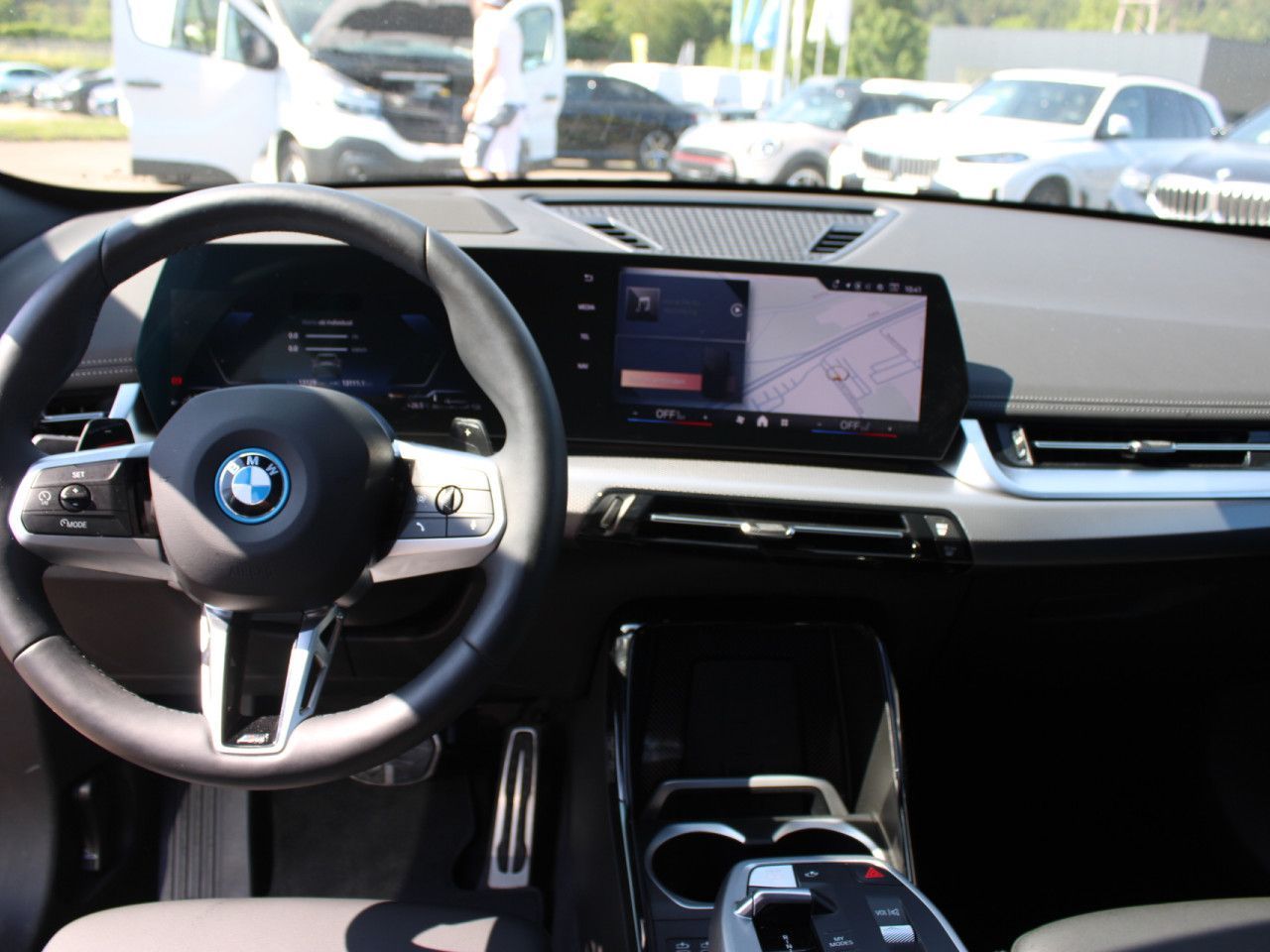 BMW X1 x30e M Sport HUD ACC SuView.AktivS+Massage19" foto 10